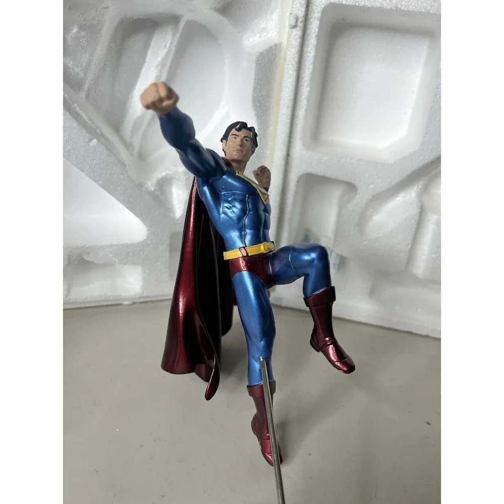 Superman The Man Of Steel Kenneth Rocafort Statue DC Collectibles 1538/5200